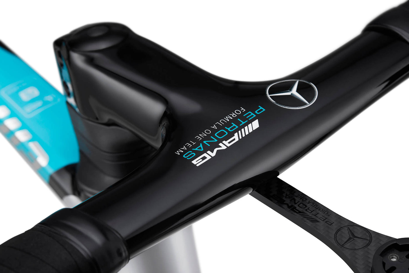 Mercedes-AMG PETRONAS F1® Team V13 Road Edition