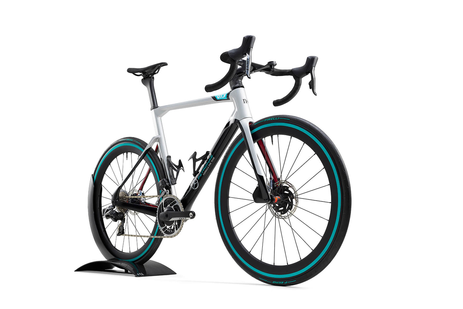 Mercedes-AMG PETRONAS F1® Team V13 Road Edition